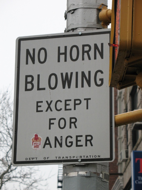 funny-picture-photo-sign-newyorkcity-the-loopweaver-pic.jpg