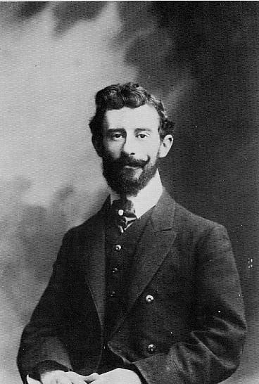 Ravel_Pierre_Petit.jpg